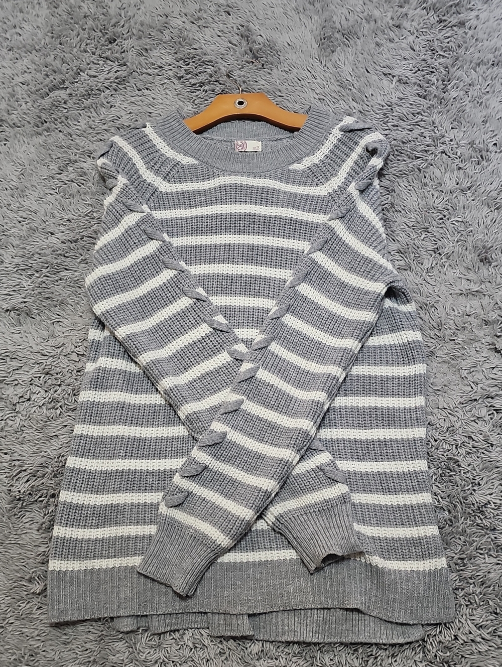 Heritage Gray and White Striped Crewneck Sweater Brand So Stiching Down Arm S-2X